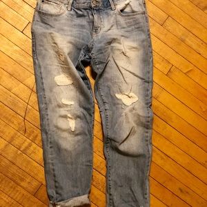 GAP woman's Sexy Boyfriend distressed jeans